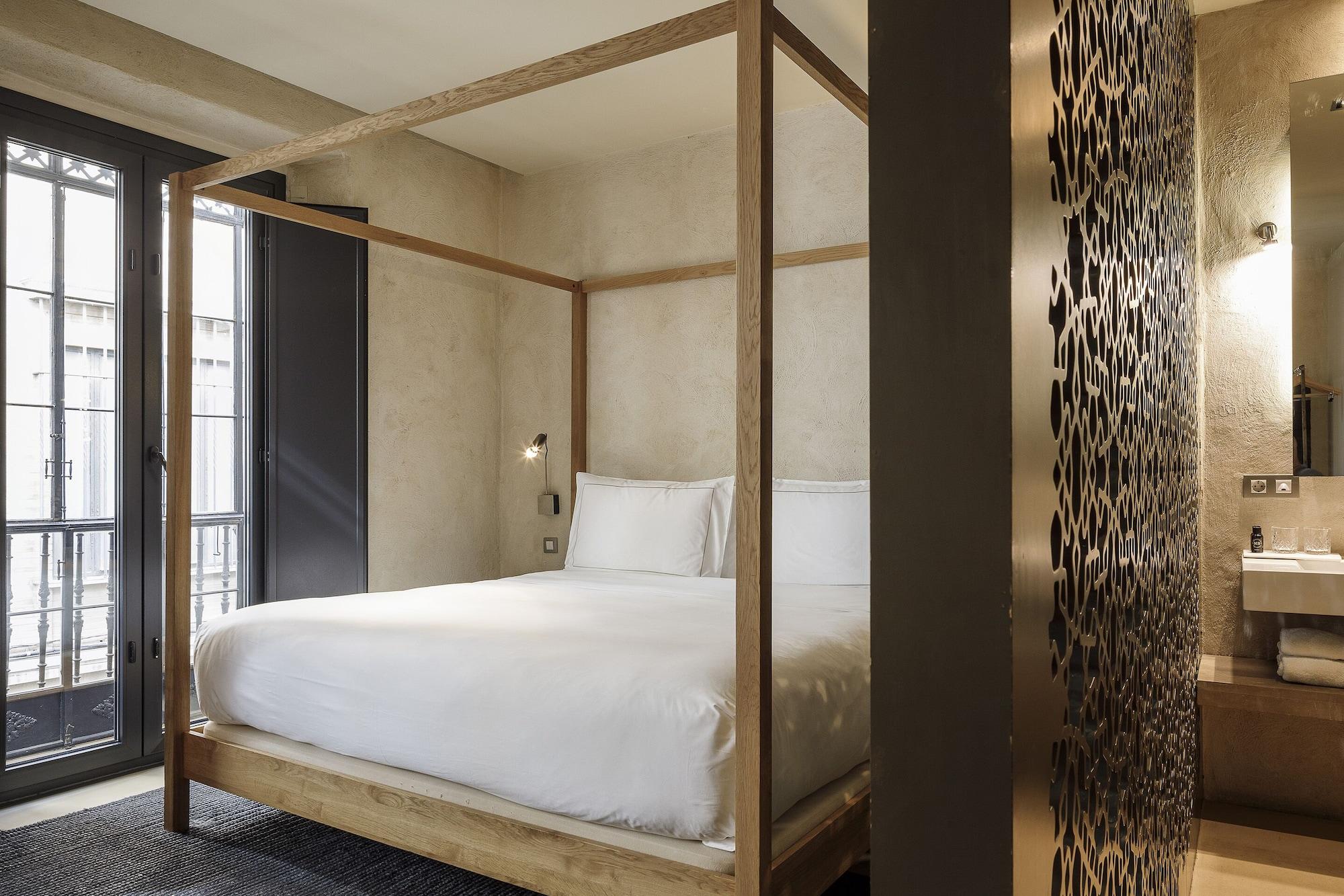 默瑟尔eme教堂酒店 塞维利亚 外观 照片 A room at the hotel
