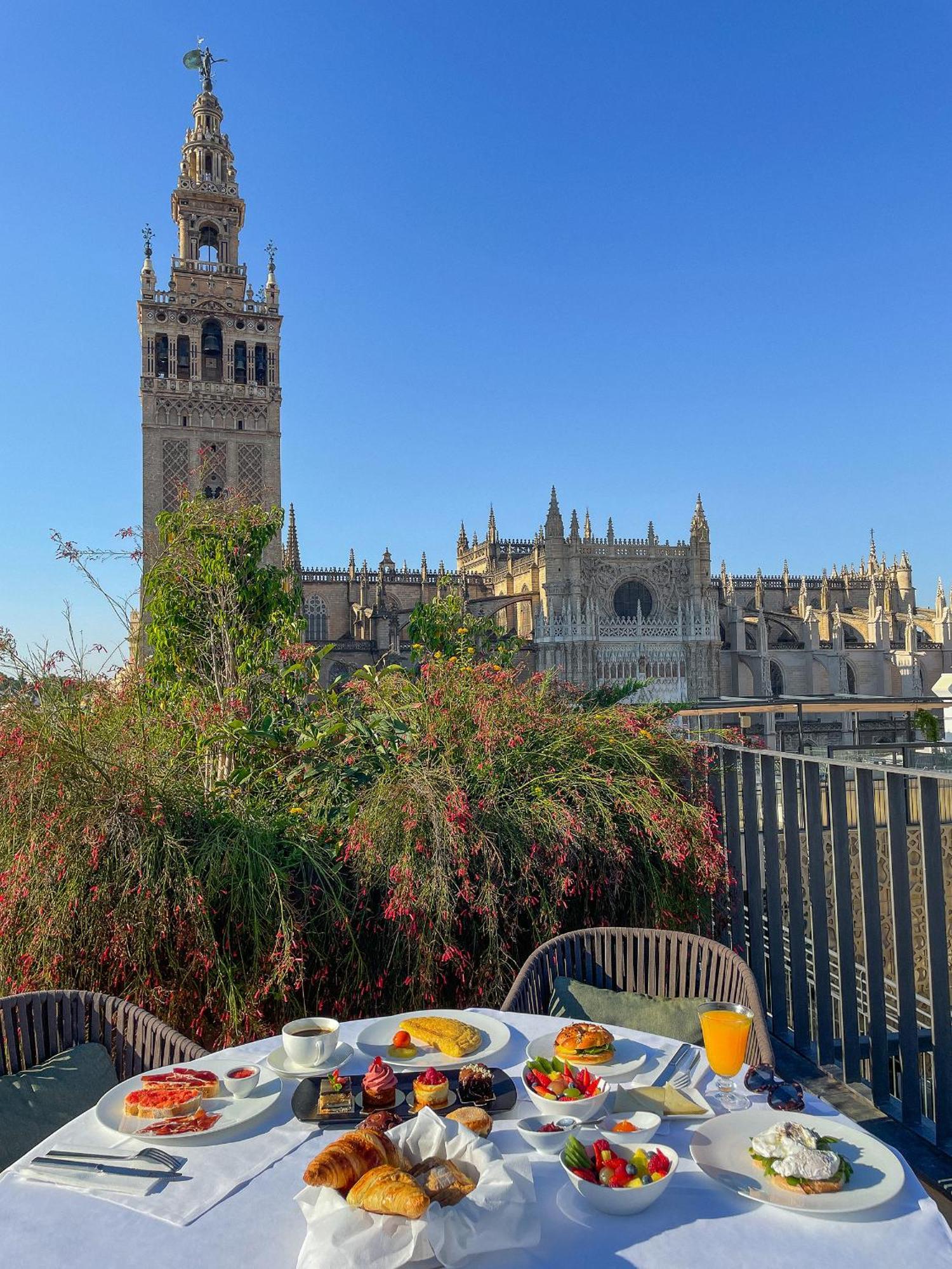 默瑟尔eme教堂酒店 塞维利亚 外观 照片 The University of Seville