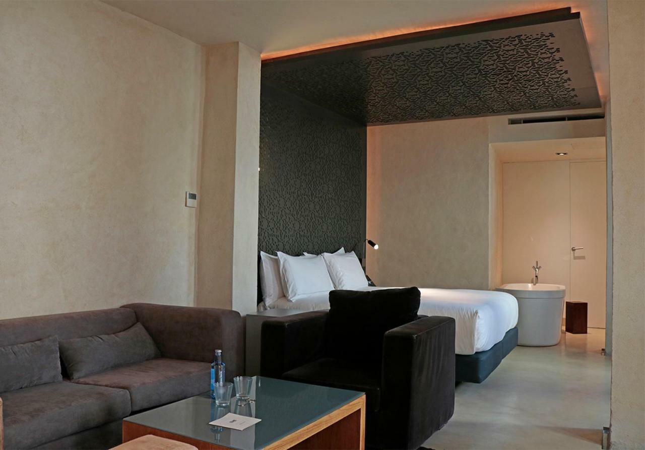 默瑟尔eme教堂酒店 塞维利亚 外观 照片 A suite at the hotel