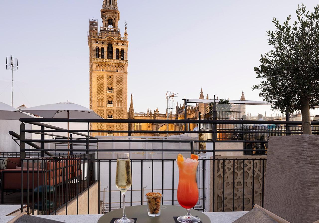 默瑟尔eme教堂酒店 塞维利亚 外观 照片 Rooftop bar